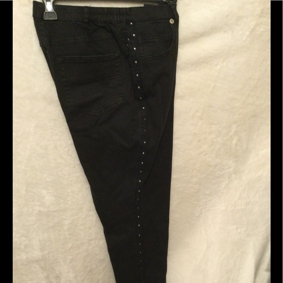 💗NWT 💗RARE SAMPLE  STUDDED JEGGI… - Picture 3 of 6